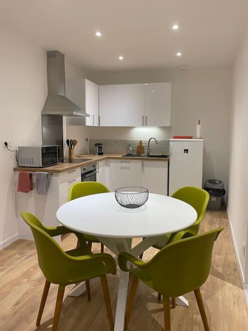 Leslielou T2 Apartment